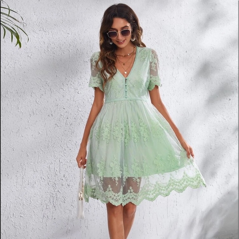Shein Mint Size L Lace Dress
